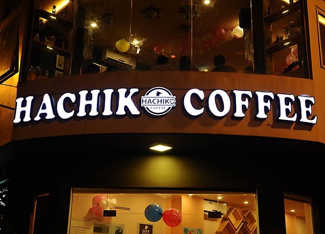 Hachiko Coffee - quán cafe thú cưng