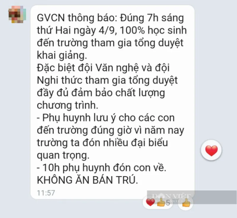Phụ huynh bức xúc vì con phải đến trường tổng duyệt khai giảng. Ảnh: PHCC