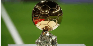 Quả bóng vàng là giải thưởng thường niên do tạp chí danh tiếng France Football sáng lập