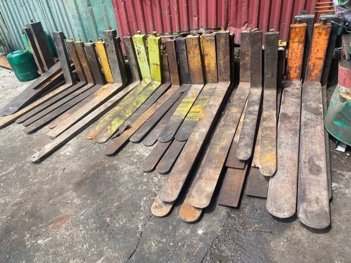 cang-xe-nang-cu-bai-nhat