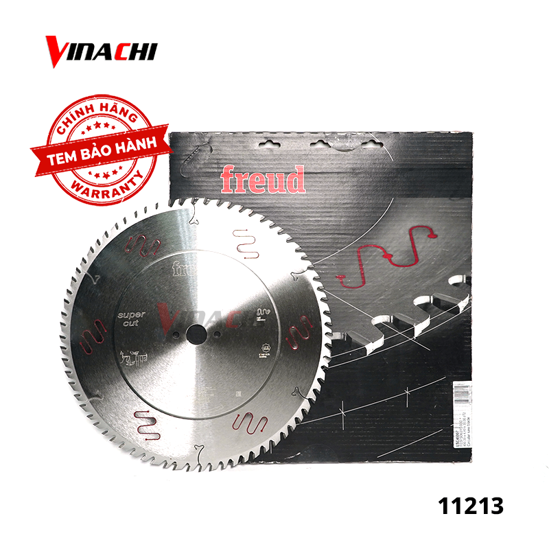 Hình ảnh minh họa cách cất giữ lưỡi cắt gỗ an toàn trong hộp hoặc trên giá đỡ, có lớp bảo vệ cho răng cưa.