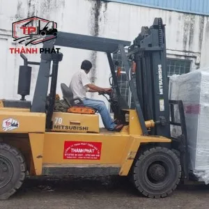 Dịch vụ cho thuê xe nâng TPHCM giá rẻ