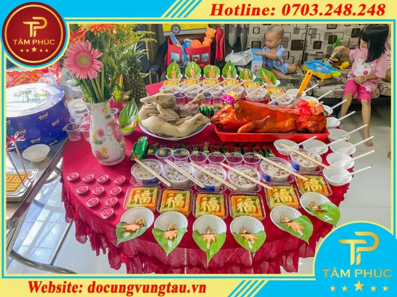 mâm cúng thôi nôi bé trai miền chuẩn truyền thống