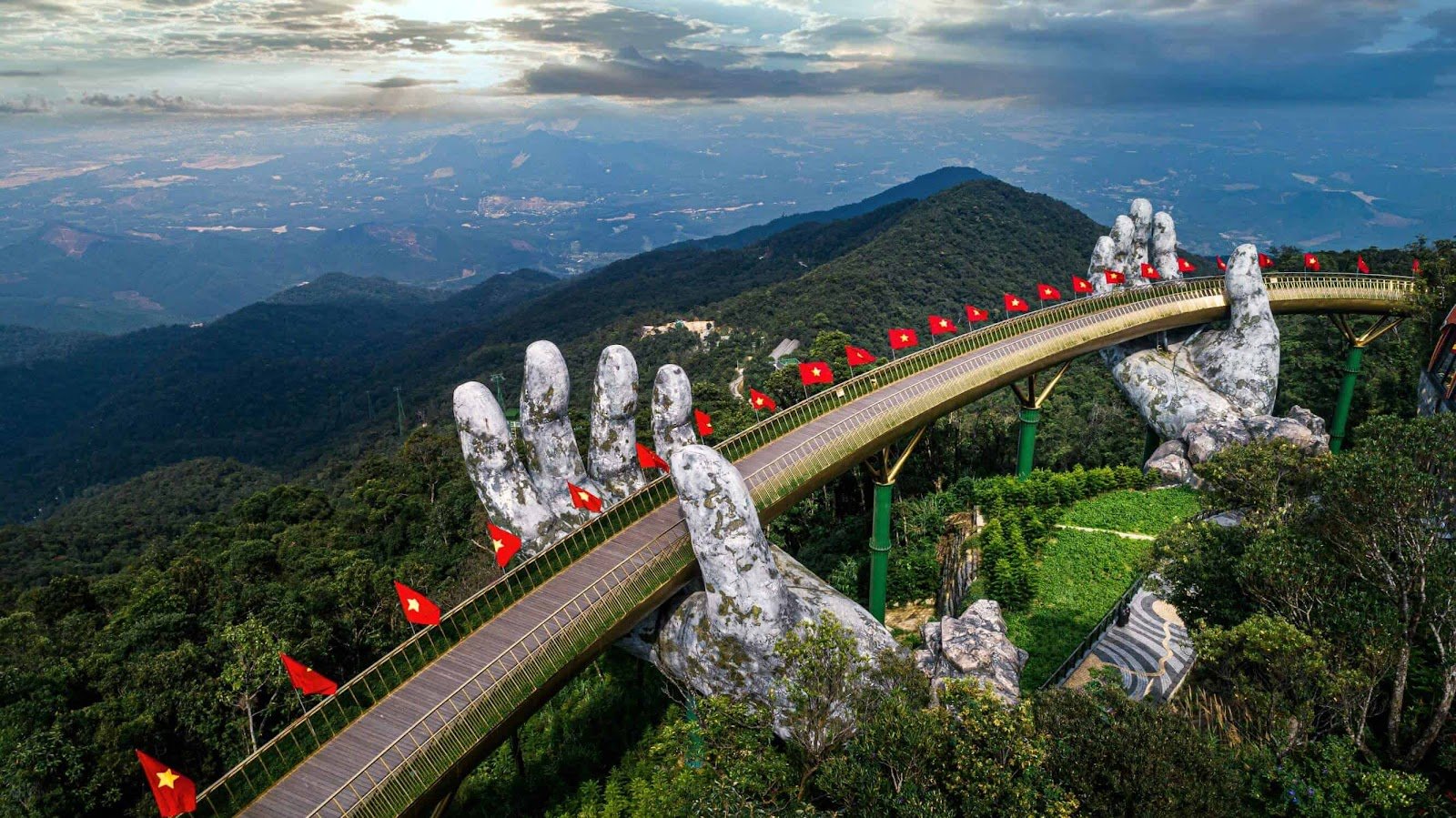 Những điểm du lịch Đà Nẵng Hội An nổi tiếng 2024