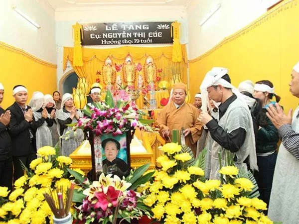 Lưu ý khi phúng điếu