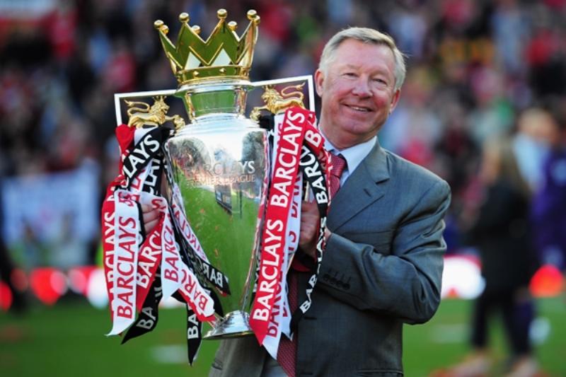 Cổ động viên cuồng nhiệt tại Community Shield