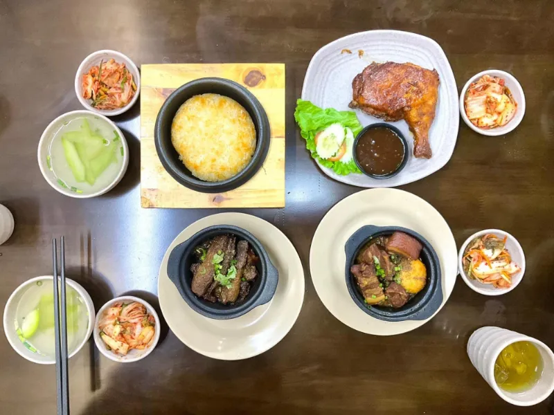 Món ăn kèm cơm đốt thố