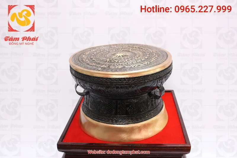 Trống đồng 60cm trưng bày
