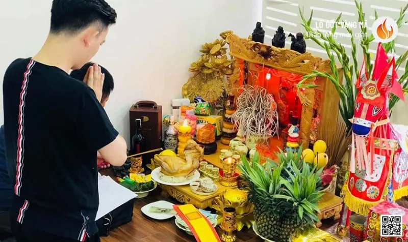 alt: Hình ảnh vàng mã cúng thần tài, thể hiện lòng thành kính và cầu mong tài lộc