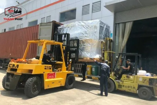 Việc thuê xe nâng phụ thuộc chủ yếu vào nhu cầu sử dụng thực tế.