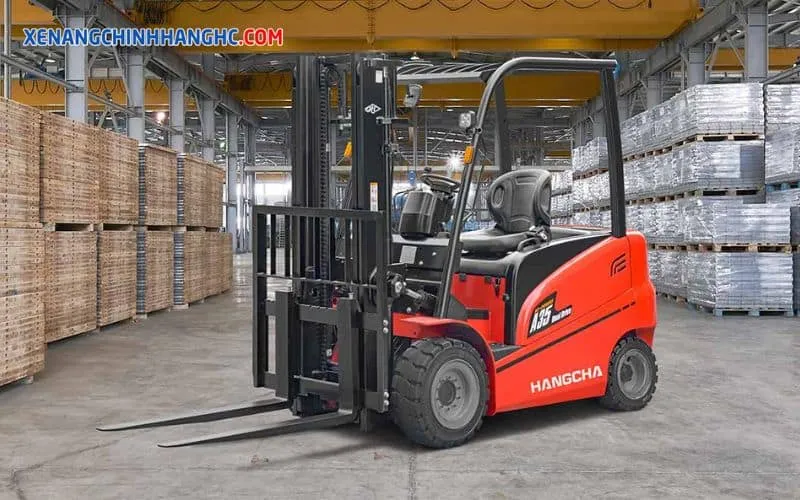Xe nâng điện 3.5 tấn với cấu tạo động cơ mạnh mẽ