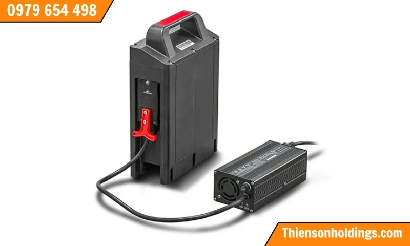 Pin của xe nâng tay điện 1.5 tấn có tuổi thọ tương đối cao