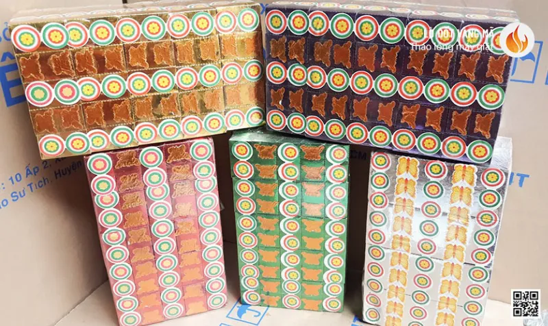 Tiền vàng giấy ngũ sắc