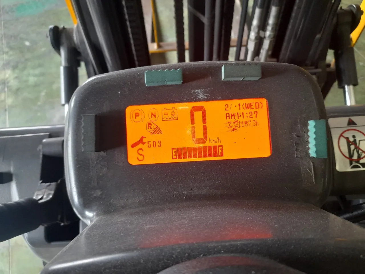 Hình ảnh xe nâng điện Komatsu